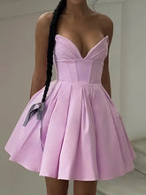 Lavender V-neck Strapless Mini Dress