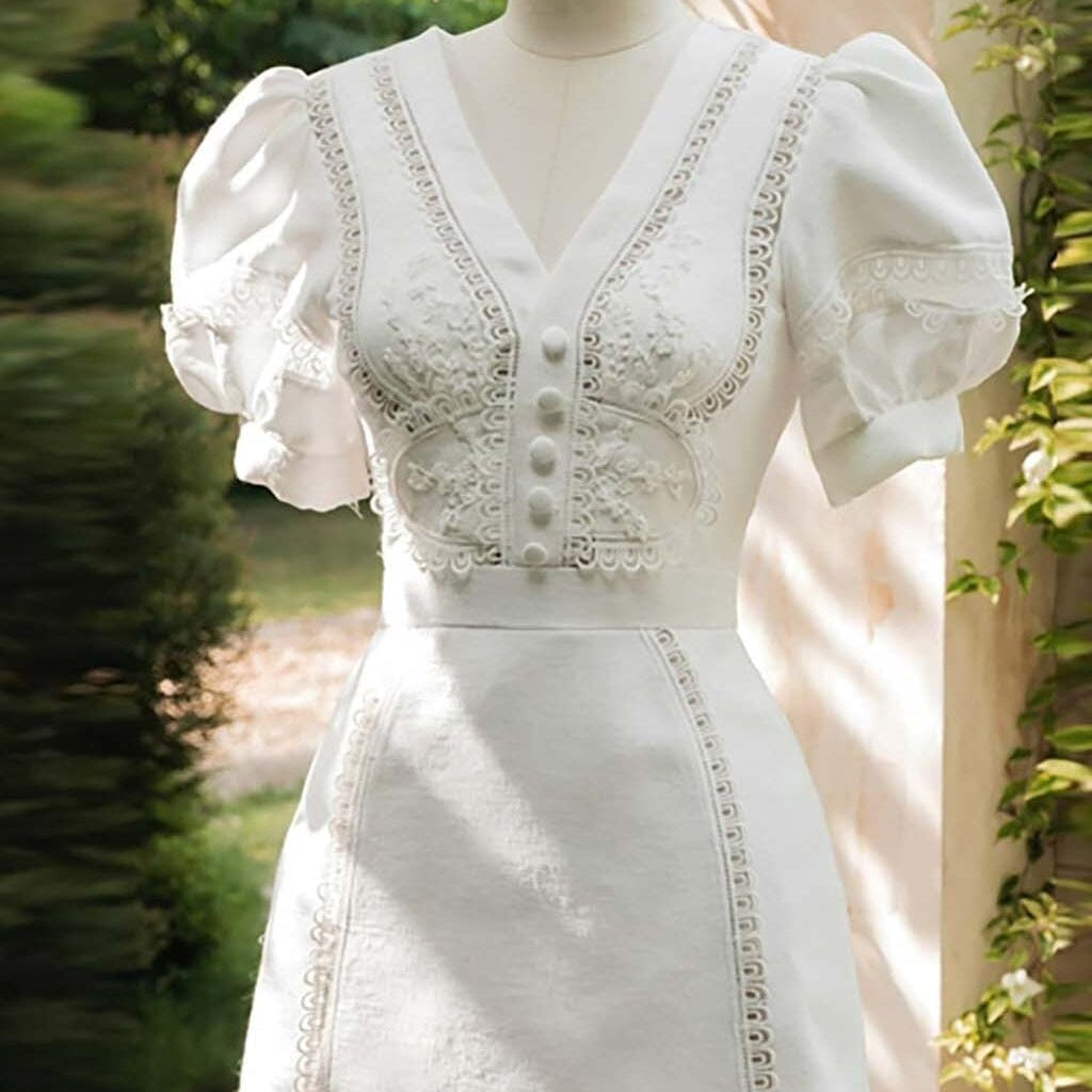 PUFF SLEEVE MESH MIDI DRESS IN WHITE