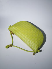 MIDGE WOVEN DRAWSTRING BAG IN GREEN
