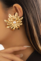 Pearl Decor Daisy Earrings