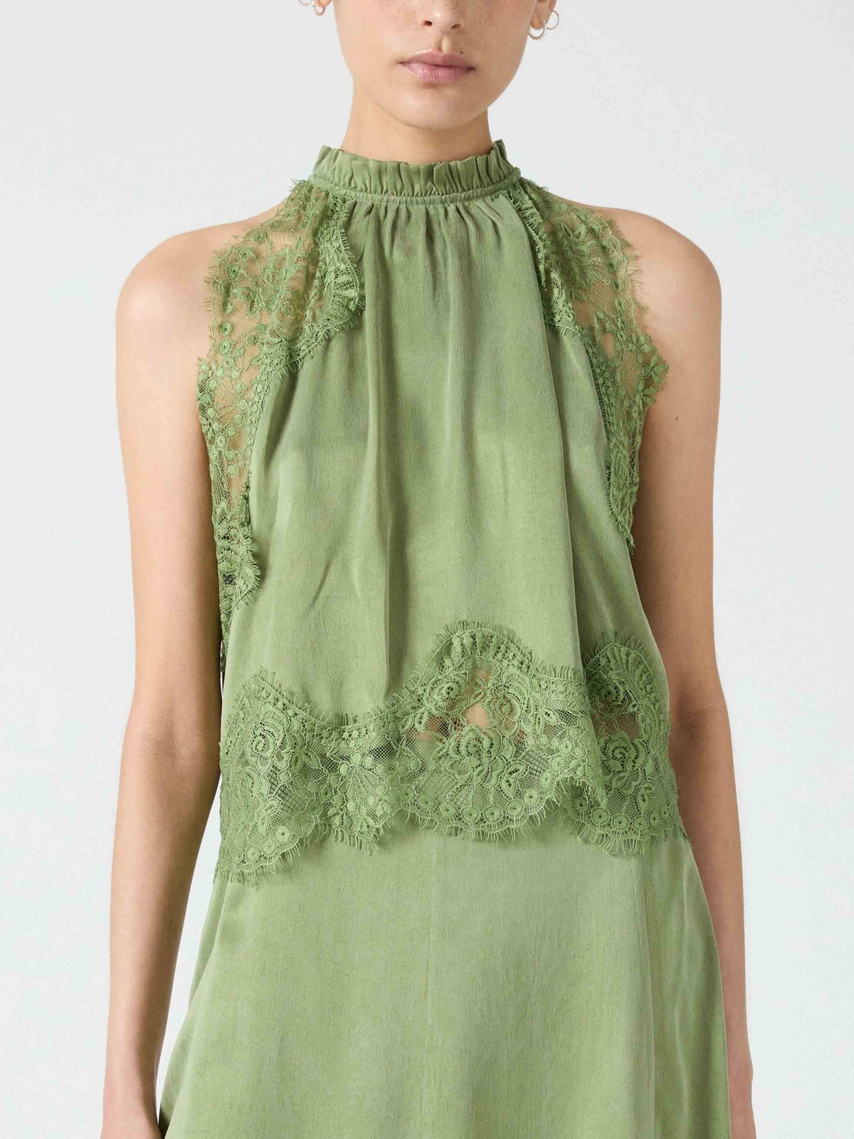 Exquisite Lace Sleeveless Tank Top