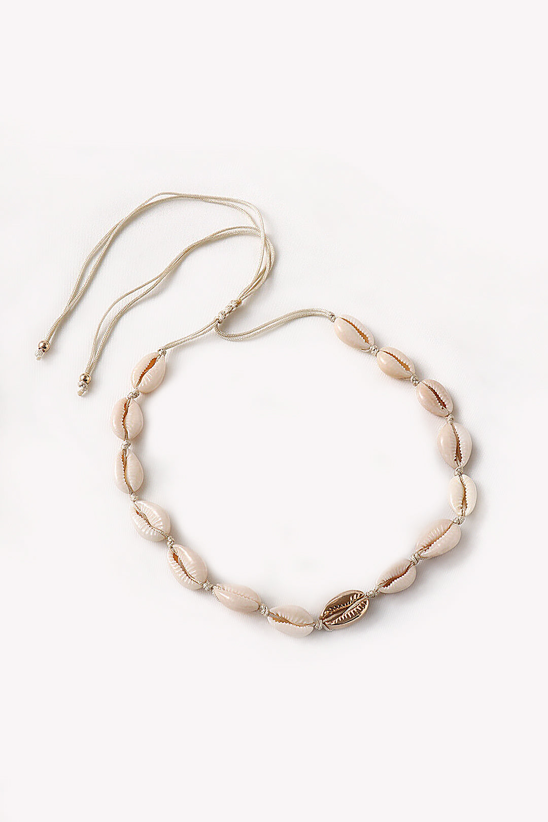 Metallic Shell Necklace