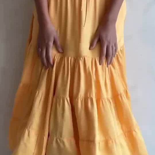 French yellow pleated U-neck dress