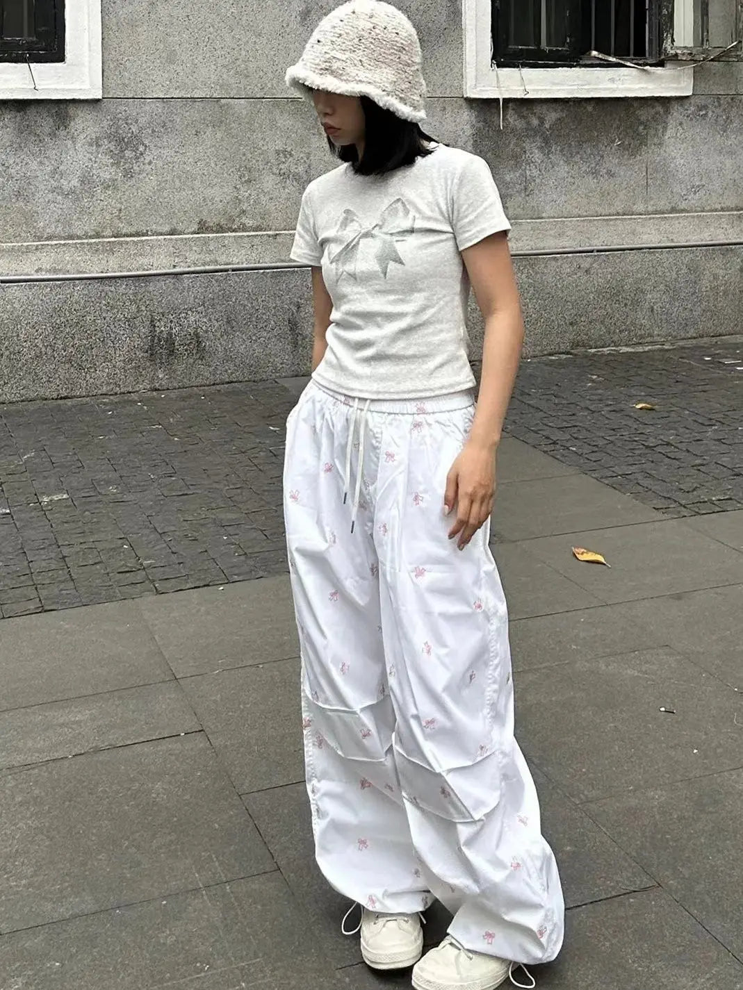 Parachute White Baggy Bow Printed Sweatpant