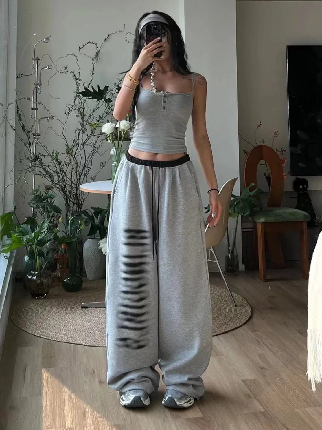 Grey Baggy Slit Patchwork Sweatpants&nbsp;