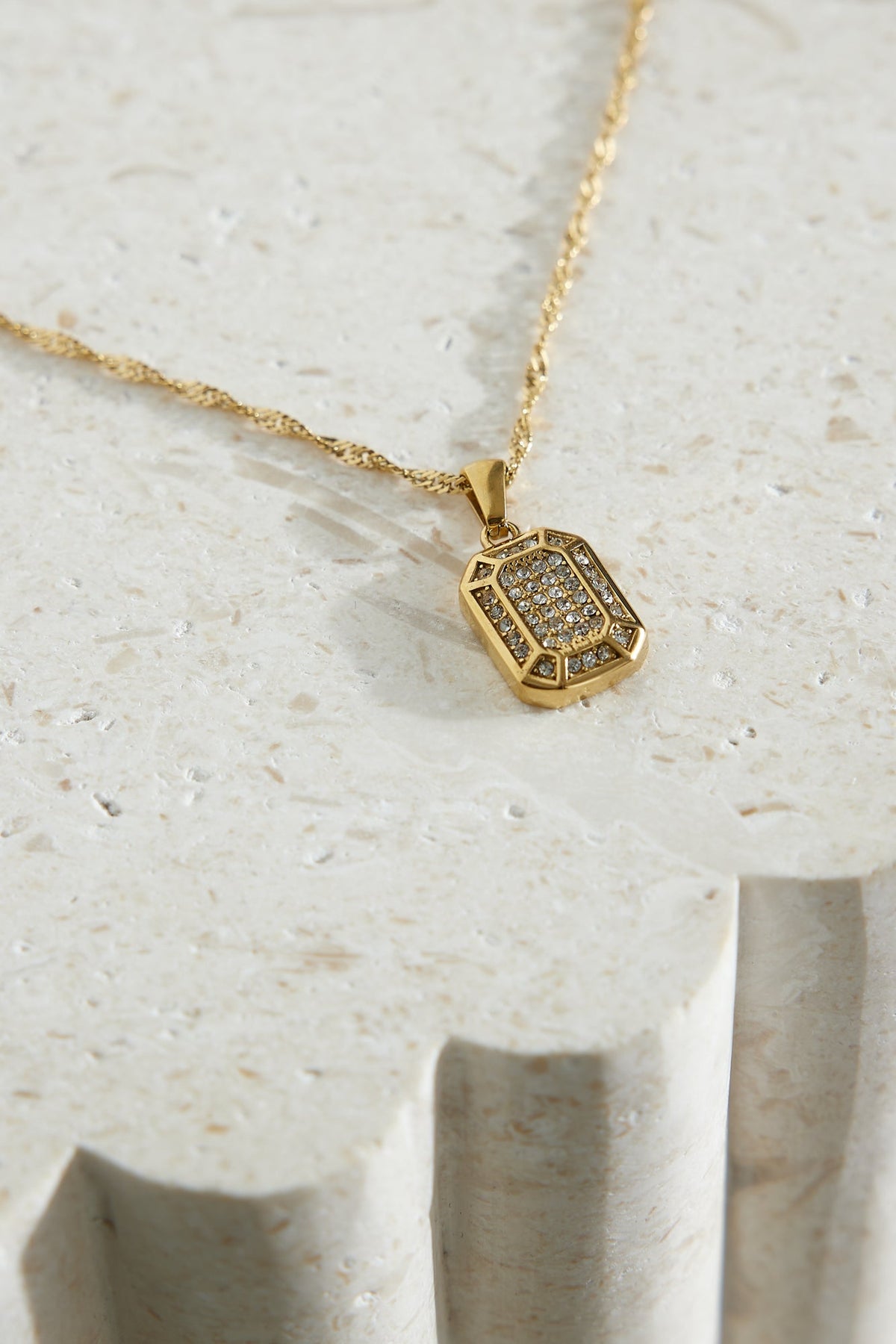 18k Gold Plated Enchanted Dreams Necklace Gold