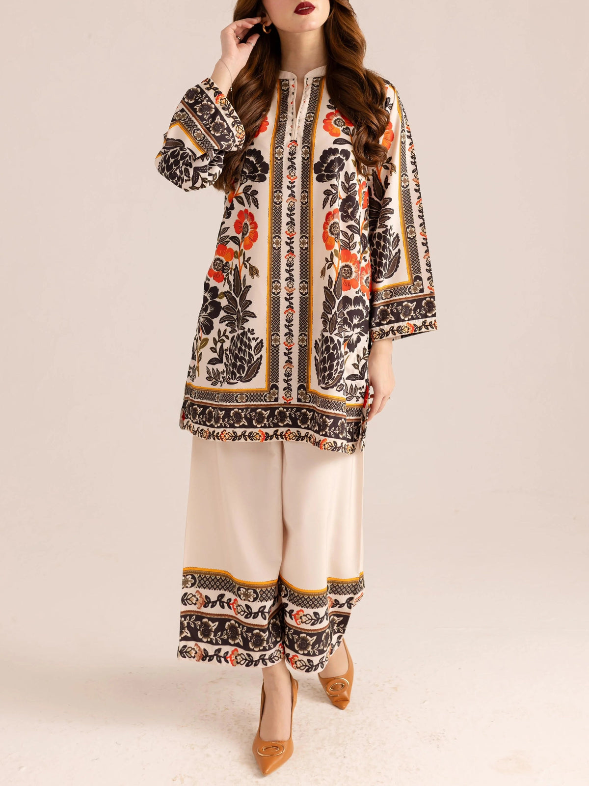 Contrast Trims Vintage - Inspired Floral Printed Co-ord Set