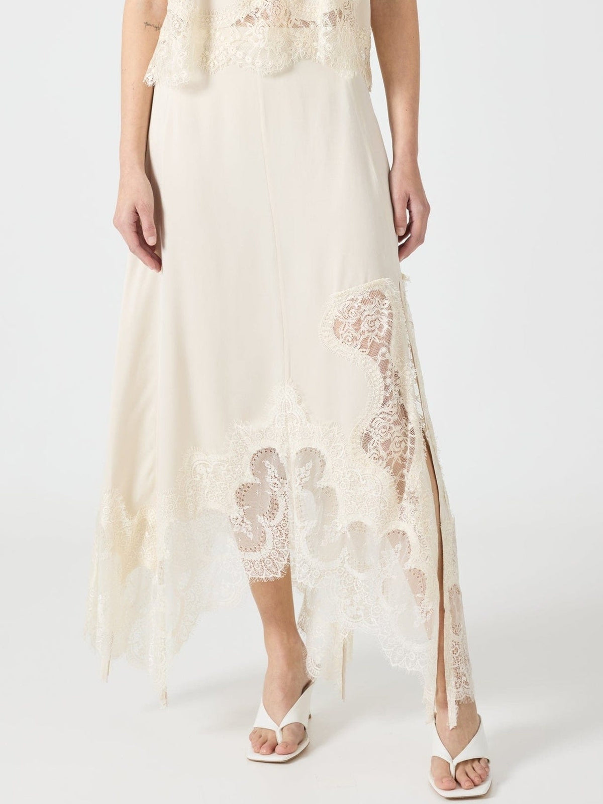 Exquisite Lace Patchwork Skirt-White