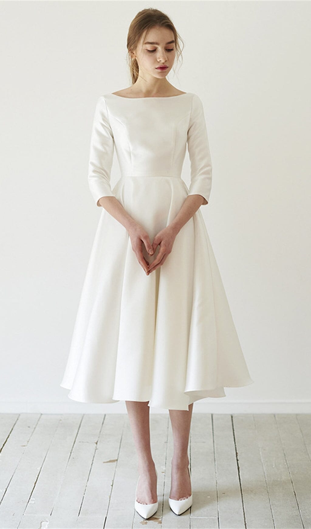 ELEGANT SATIN LONG SLEEVES MIDI DRESS IN IVORY