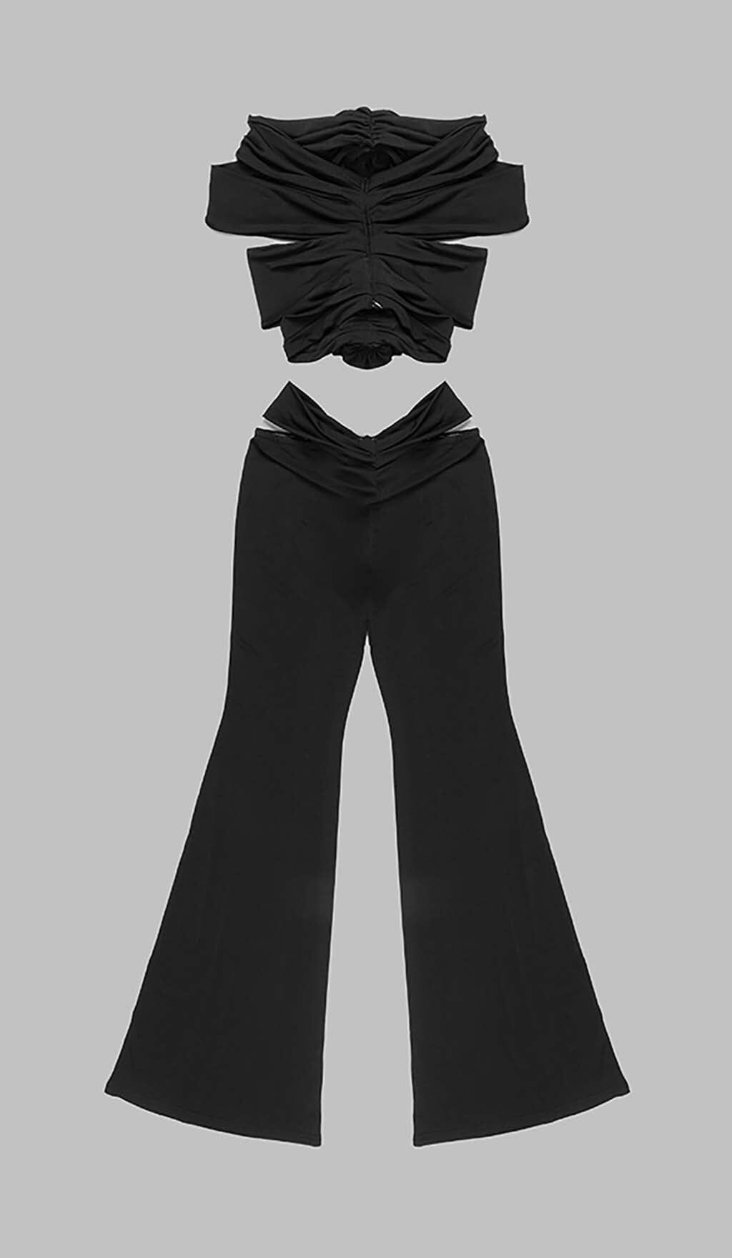 3D FLOWER-EMBELLISHED JUMPSUIT IN BLACK