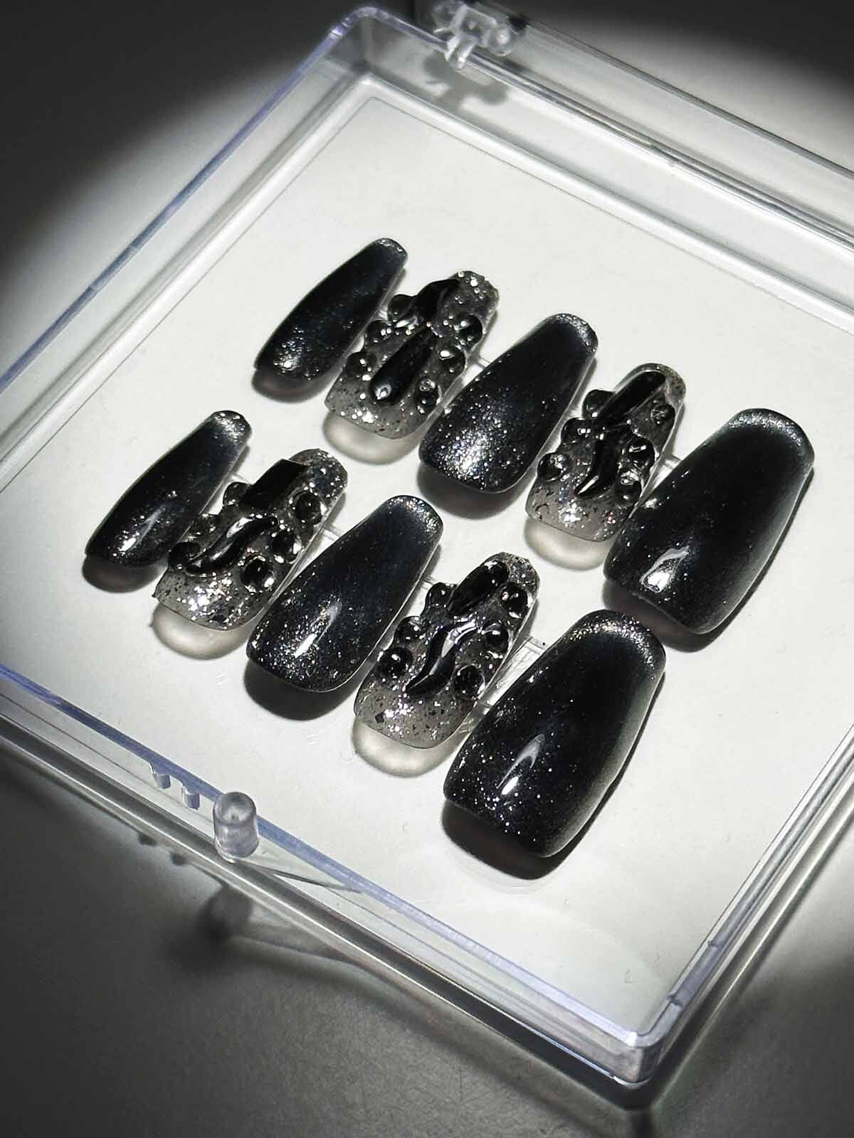 BLACK CAT EYE CRYSTAL HANDMADE PRESS ON NAILS