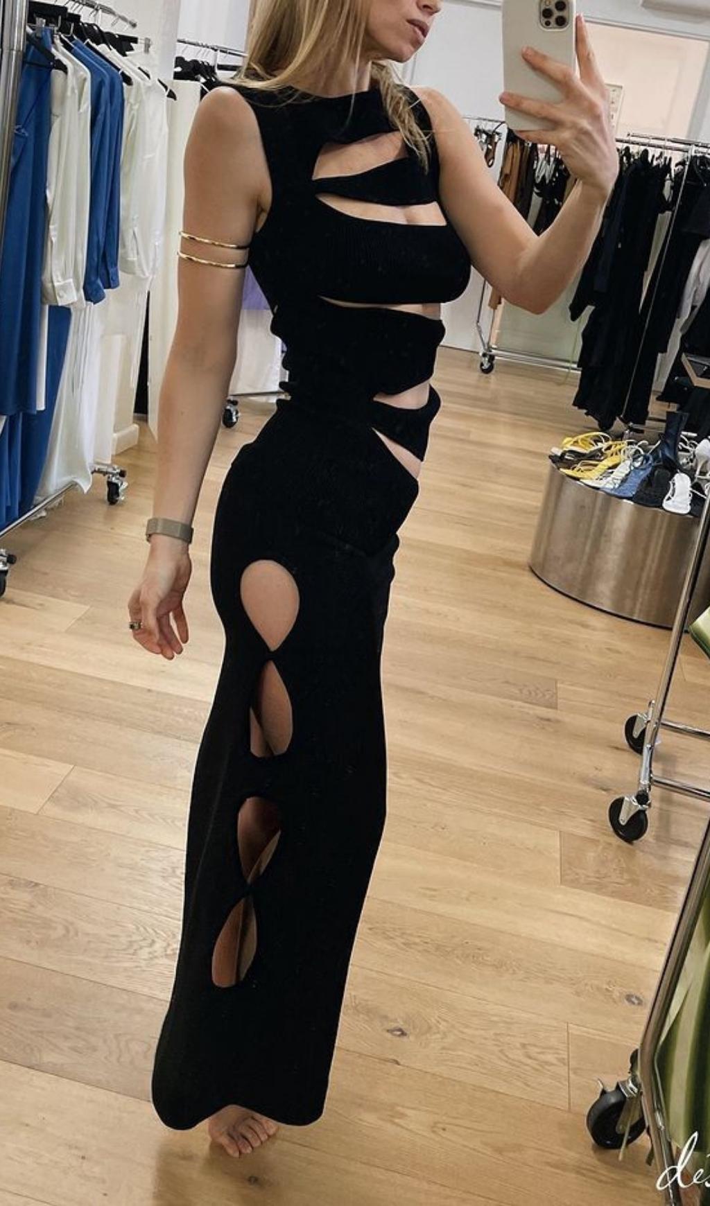 CUTOUT MAXI DRESS IN BLACK – Aesvs
