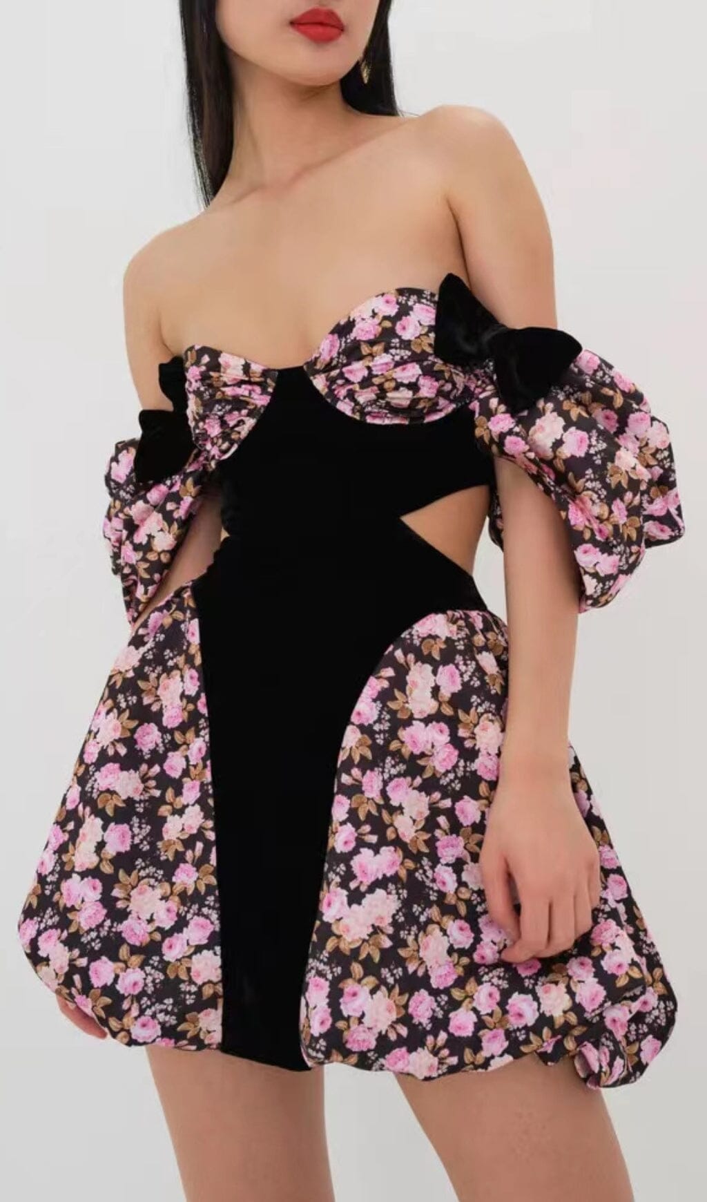 FLORAL OFF SHOULDER MINI DRESS