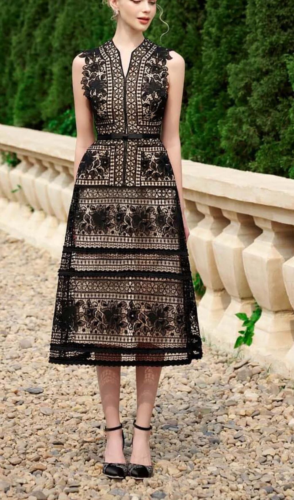 A-LINE SLEEVELESS SILK LACE MIDI DRESS