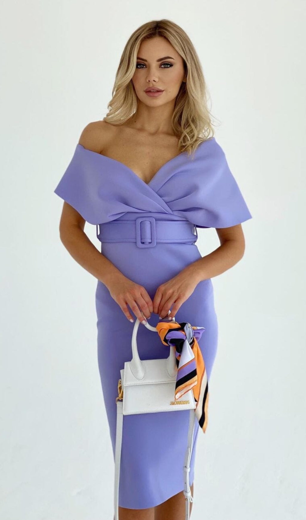 OFF SHOULDER V NECK BODYCON MIDI DRESS IN PURPLE