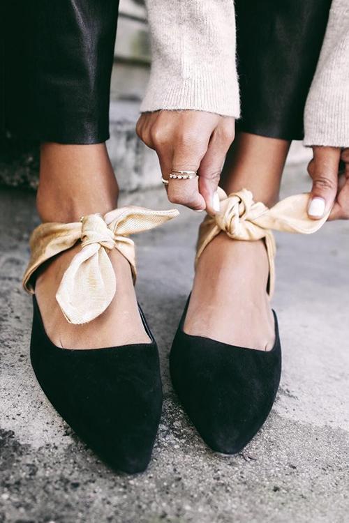 Bow Heels Mules