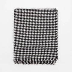 Vintage Houndstooth Print Frayed Blanket Scarf - Black